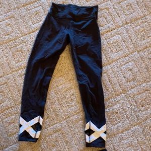 Beyond yoga crop leggings